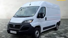 Weiss Gebraucht 2023 Fiat Ducato Van | 32.990 € (Fairer Preis)