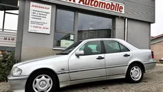 Gebraucht 2001 Mercedes C220 Elegance Limousine | 2.500 € (Guter Preis)