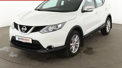 Gebraucht Nissan Qashqai Visia 116 PS (85 kW) 2016 Weiß SUV