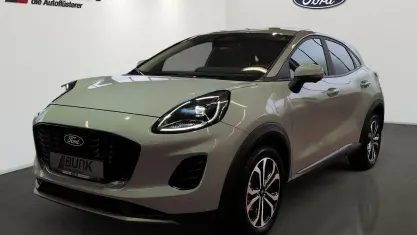 Gebraucht Ford Puma Titanium 125 PS (91 kW) 2024 Cactus grey  (pn4jc SUV