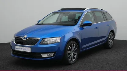 Gebraucht Skoda Octavia Ambition 110 PS (80 kW) 2015 Raceblau metallic Kleinwagen