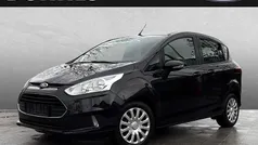 Schwarz (iridiumschwarz metallic) Gebraucht 2014 Ford B-MAX Titanium Van / Kleinbus | 7.225 €