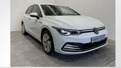 Pure white Gebraucht 2023 VW Golf VIII Style Limousine | 23.940 € (Fairer Preis)