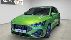Grün Neu 2025 Ford Focus ST Limousine | 42.980 € (Fairer Preis)