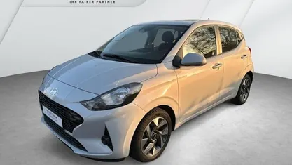 Usata Hyundai i10 Trend 63 CV (46 kW) 2025 Grigio Utilitaria
