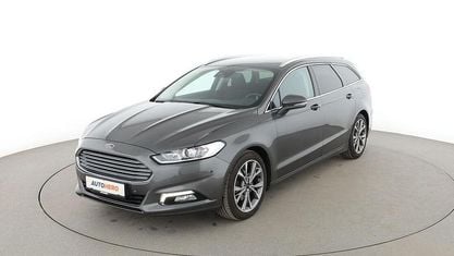 Gebraucht Ford Mondeo Titanium 160 PS (117 kW) 2017 Grau Kombi