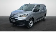 Gebraucht 2025 Fiat Doblò Van / Kleinbus | 27.490 € (Fairer Preis)