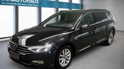 Schwarz Gebraucht 2023 VW Passat Business Kombi | 25.490 € (Fairer Preis)