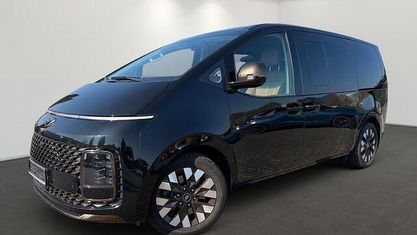 Używany Hyundai Staria Signature 177 KM (130 kW) 2022 Czarny Minivan