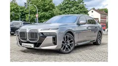 Grau Gebraucht 2024 BMW 740 M Sport Limousine | 91.480 € (Guter Preis)