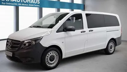 Gebraucht Mercedes Vito 163 PS (119 kW) 2023 Weiß Van