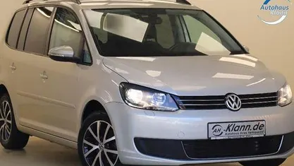 Gebraucht 2010 VW Touran Comfortline Van / Kleinbus | 9.999 € (Teuer)