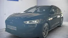 Schwarz Gebraucht 2024 Ford Focus ST-Line X Kombi | 23.490 € (Fairer Preis)