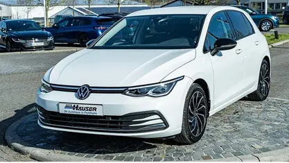 Gebraucht VW Golf VIII Active 150 PS (110 kW) 2022 Limousine