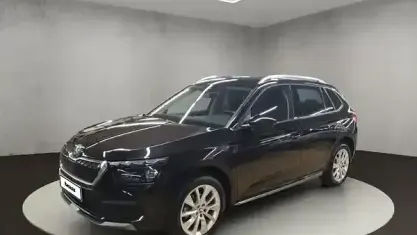 Gebraucht Skoda Kamiq Style 110 PS (80 kW) 2022 Blackmagic perleffekt SUV