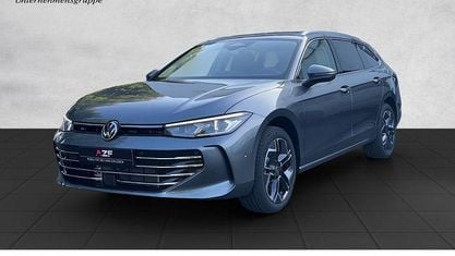 Gebraucht VW Passat Elegance 193 PS (141 kW) 2024 Grau Kombi