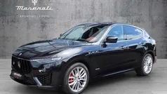 Nero assoluto Gebraucht 2021 Maserati Levante SUV | 56.111 € (Superpreis)