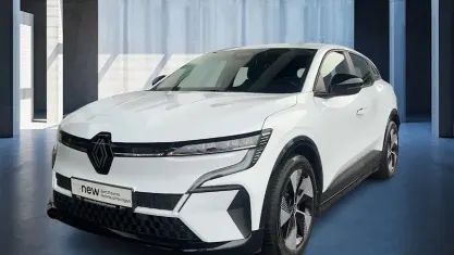 Używany Dacia Sandero Comfort 101 KM (74 kW) 2022 Czarny Sedan/Limuzyna