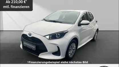 Gebraucht Toyota Yaris Hybrid Business Edition 116 PS (85 kW) 2024 Pure) white ii (weiss Kleinwagen