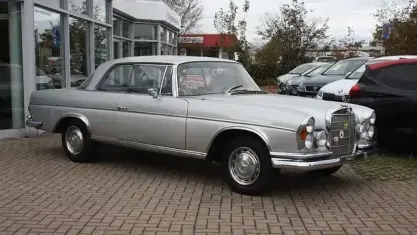 Käytetty Mercedes W112 SE 160 HP (117 kW) 1963 Hopea Coupe - kaksiovinen
