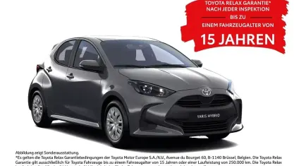 Neu Toyota Yaris Hybrid Active 116 PS (85 kW) 2026 Schwarz Limousine