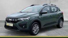 Grün Gebraucht 2023 Dacia Sandero Extreme Kleinwagen | 19.452 € (Fairer Preis)