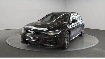 Gebraucht VW Passat R-line 193 PS (141 kW) 2025 Kombi