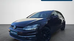 Black rubin metallic Gebraucht 2017 VW Golf VII Comfortline Limousine | 16.980 € (Teuer)