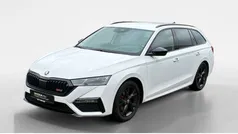 Weiß Gebraucht 2022 Skoda Octavia RS Kombi | 31.490 € (Fairer Preis)