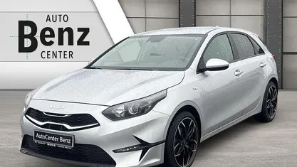 Gebraucht Kia Ceed Active 160 PS (117 kW) 2024 Weiß Kleinwagen