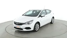 Weiß Gebraucht 2019 Opel Astra Limousine | 11.600 € (Fairer Preis)