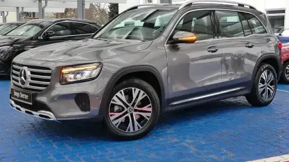 Gebraucht Mercedes GLB180 Progressive 136 PS (100 kW) 2025 Metalliclack mountaingrau SUV
