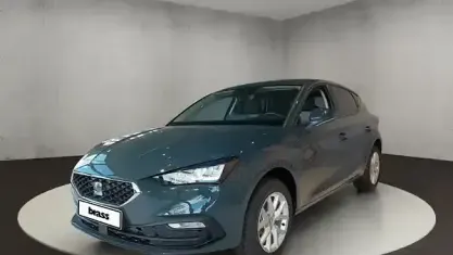Neu Seat Leon 150 PS (110 kW) 2026 Fjordblau Limousine