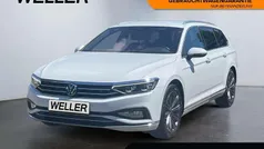 Gebraucht 2023 VW Passat Elegance Kombi | 31.449 € (Fairer Preis)