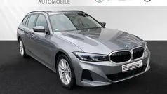 Skyscraper grau metallic Gebraucht 2023 BMW 330e Kombi | 34.799 € (Guter Preis)