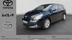 Gebraucht 2012 Toyota Verso Travel Van / Kleinbus | 11.990 € (Teuer)