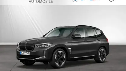 Gebraucht BMW iX3 M Sport 210 kW (286 PS) 2021 Sophistograu brillanteffekt metallic SUV