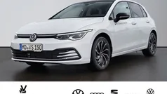 Pure white Gebraucht 2024 VW Golf VIII Move Limousine | 27.990 € (Fairer Preis)