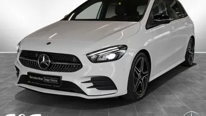 Gebraucht Mercedes B200 AMG 163 PS (119 kW) 2019 Unilack polarweiß Kleinwagen