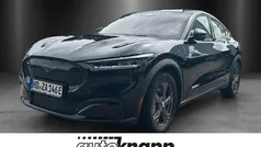 Iridiumschwarz metallic Gebraucht 2023 Ford Mustang Mach-E SUV | 35.990 € (Fairer Preis)