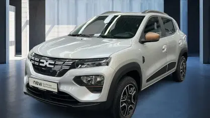 Usata Dacia Spring Extreme 47 kW (65 CV) 2024 Grigio Utilitaria