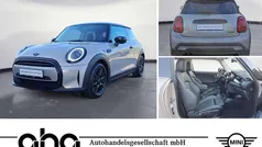 Grau Gebraucht 2022 Mini Cooper Classic Kleinwagen | 21.930 € (Fairer Preis)