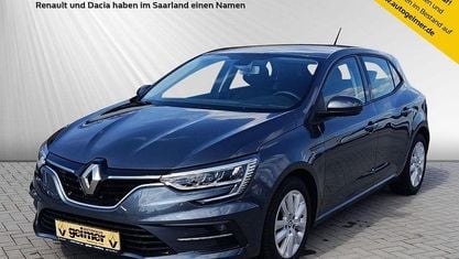 Używany Renault Mégane IV Equilibre 140 KM (102 kW) 2023 Szary Sedan/Limuzyna