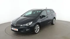 Grün Gebraucht 2018 Opel Astra Kombi | 14.680 € (Fairer Preis)