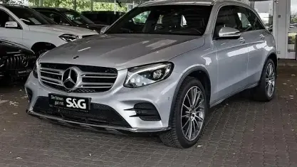 Gebraucht Mercedes GLC250 204 PS (150 kW) 2018 Iridiumsilber metallic SUV