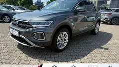 Gebraucht 2025 VW T-Roc Life SUV | 31.490 € (Fairer Preis)
