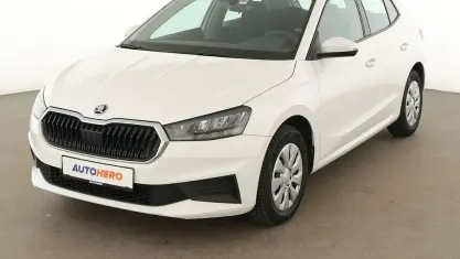 Gebraucht Skoda Fabia Active 65 PS (47 kW) 2022 Weiß Kleinwagen