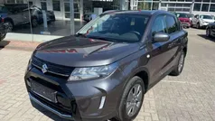Grau Neu 2025 Suzuki Vitara Comfort SUV | 25.995 € (Fairer Preis)