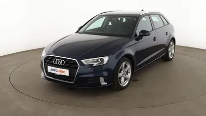 Gebraucht Audi A3 Sport 116 PS (85 kW) 2019 Blau Limousine