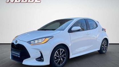 Gebraucht Toyota Yaris Hybrid Team 116 PS (85 kW) 2023 Schneeweiß Kleinwagen